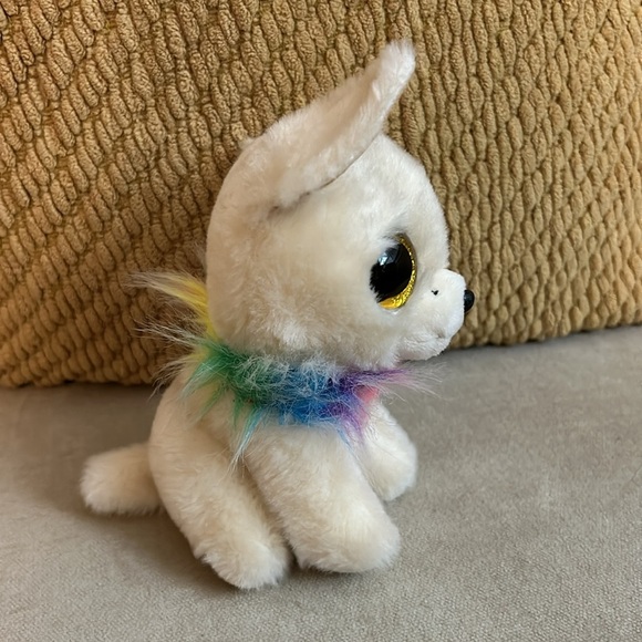 NWT Ty Beanie Boo Chihuahua Dog Chewey with Rainbow Scarf - Picture 4 of 5